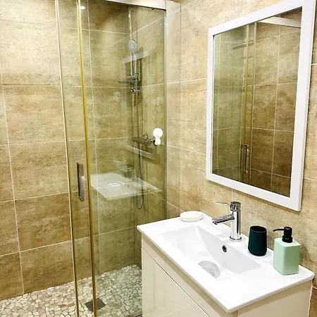 Modern With Parking 150m From El Arenal Apartament *